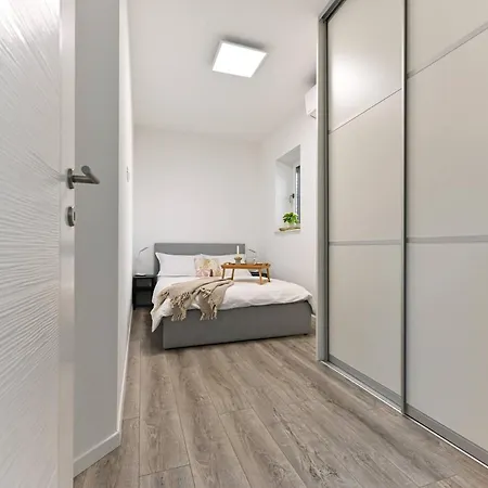 Apartament Judy, Terrace&garden, 80m From The *
