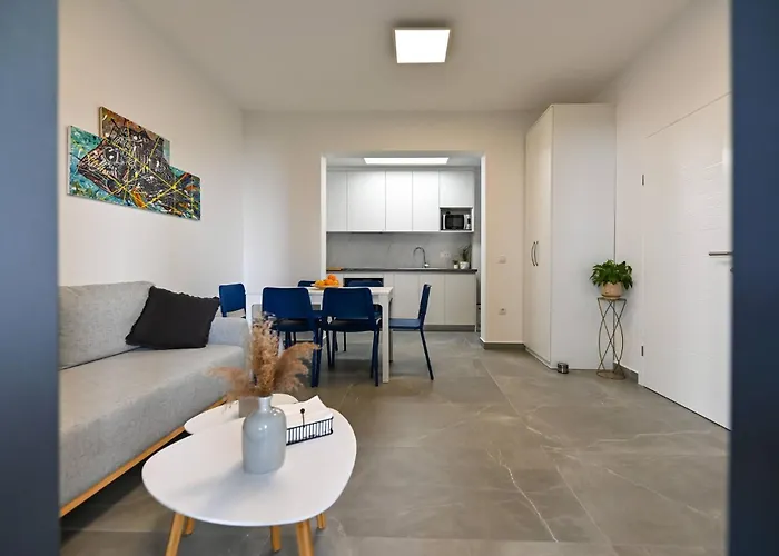 Апартаменты Judy, Terrace&garden, 80m From The Свети-Филип-и-Яков