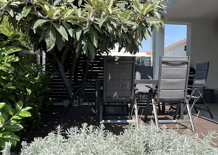 Judy, Terrace&garden, 80m From The Апартаменты