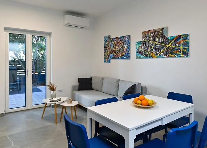 Апартаменты Judy, Terrace&garden, 80m From The *